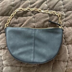 Universal Thread Black Half-Moon Shoulder Bag with Gold Chain